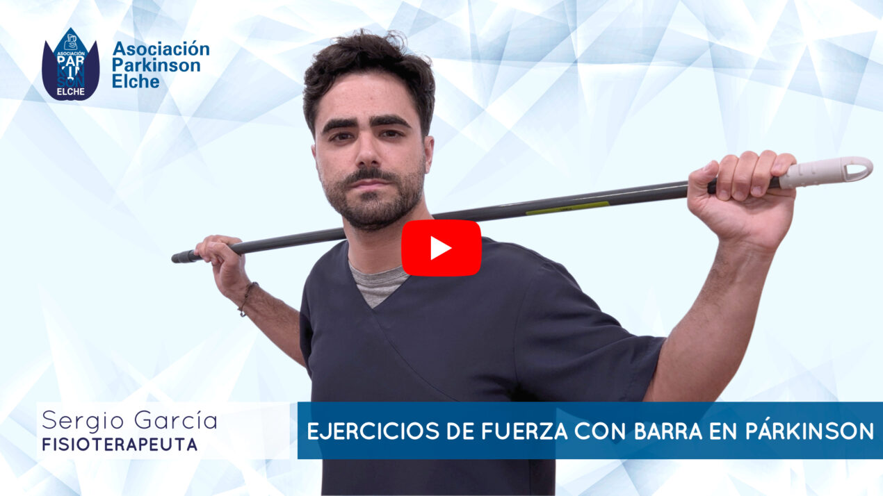 Ejercicios de fuerza con barra en párkinson