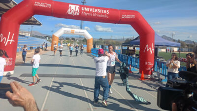 Parkinson Elche en la VIII Carrera Solidaria de la UMH