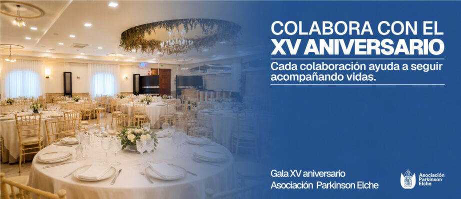 Salón preparado para la gala solidaria del XV Aniversario de la Asociación Parkinson Elche en Restaurante Martino de Elche